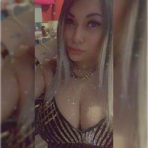 Meet your Posher, Iris